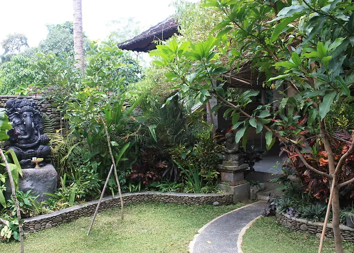 Budi Gasthuis 3*